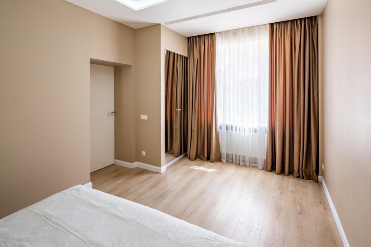 Балабана 6 Daire Lviv Dış mekan fotoğraf